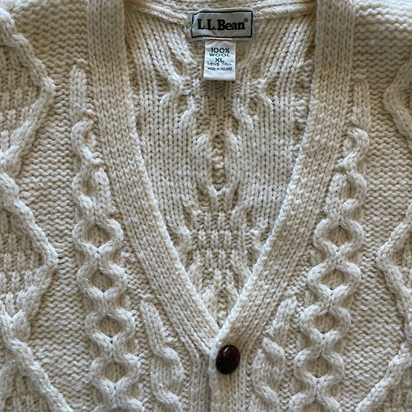 Cozy Cream Vintage L.L.Bean Cable Knit Cardigan - Picture 3 of 6